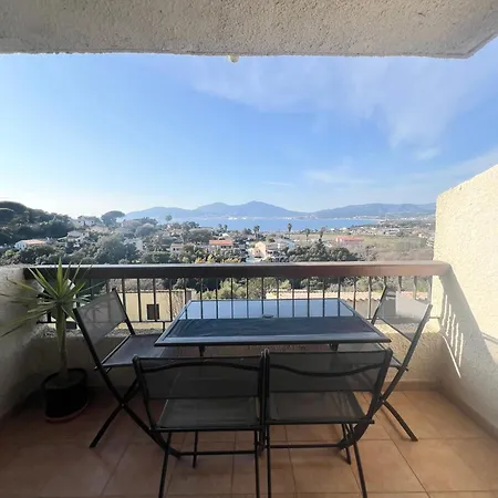 T2 Vue Apartment *